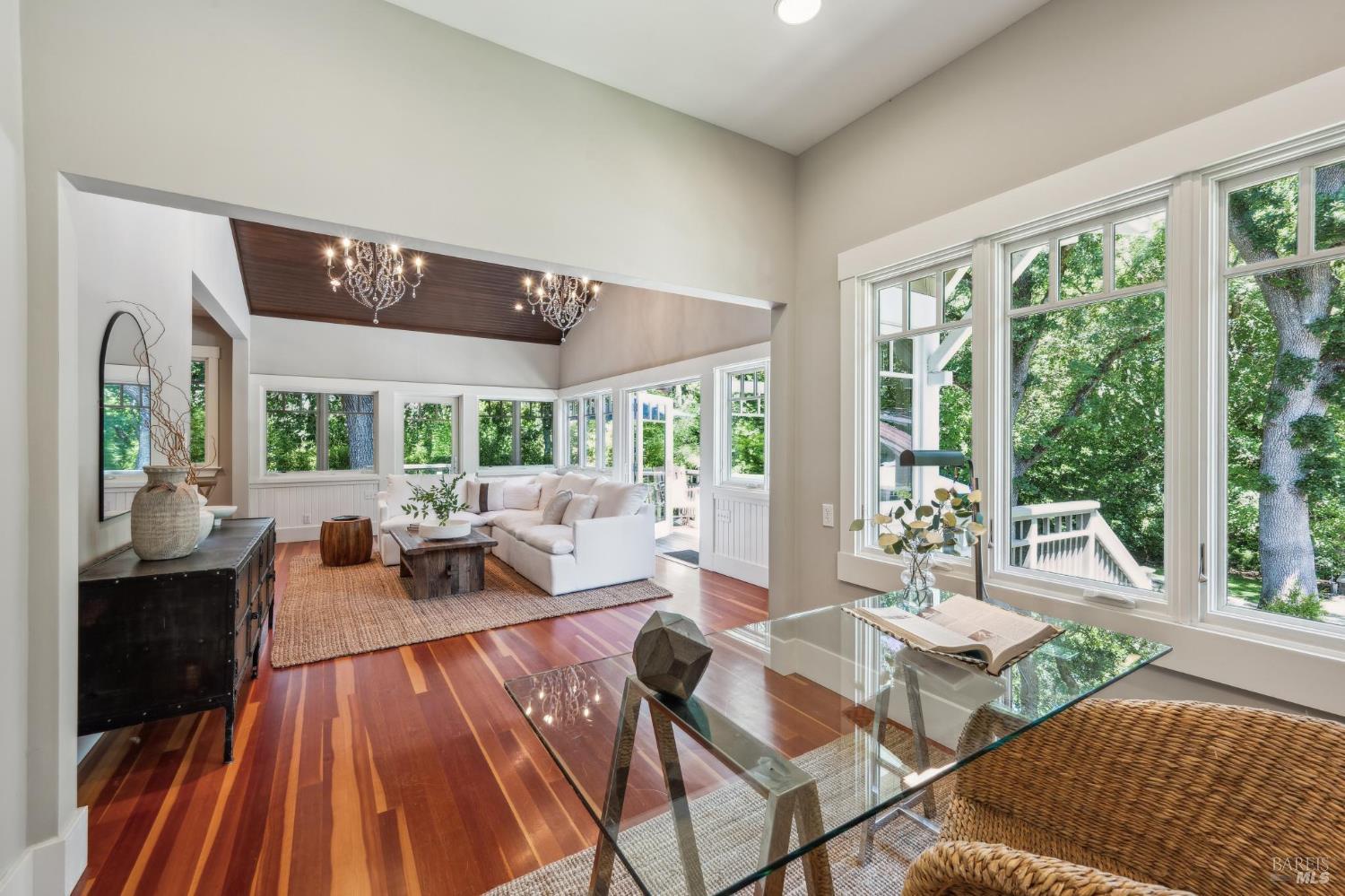 880 W Agua Caliente Rd