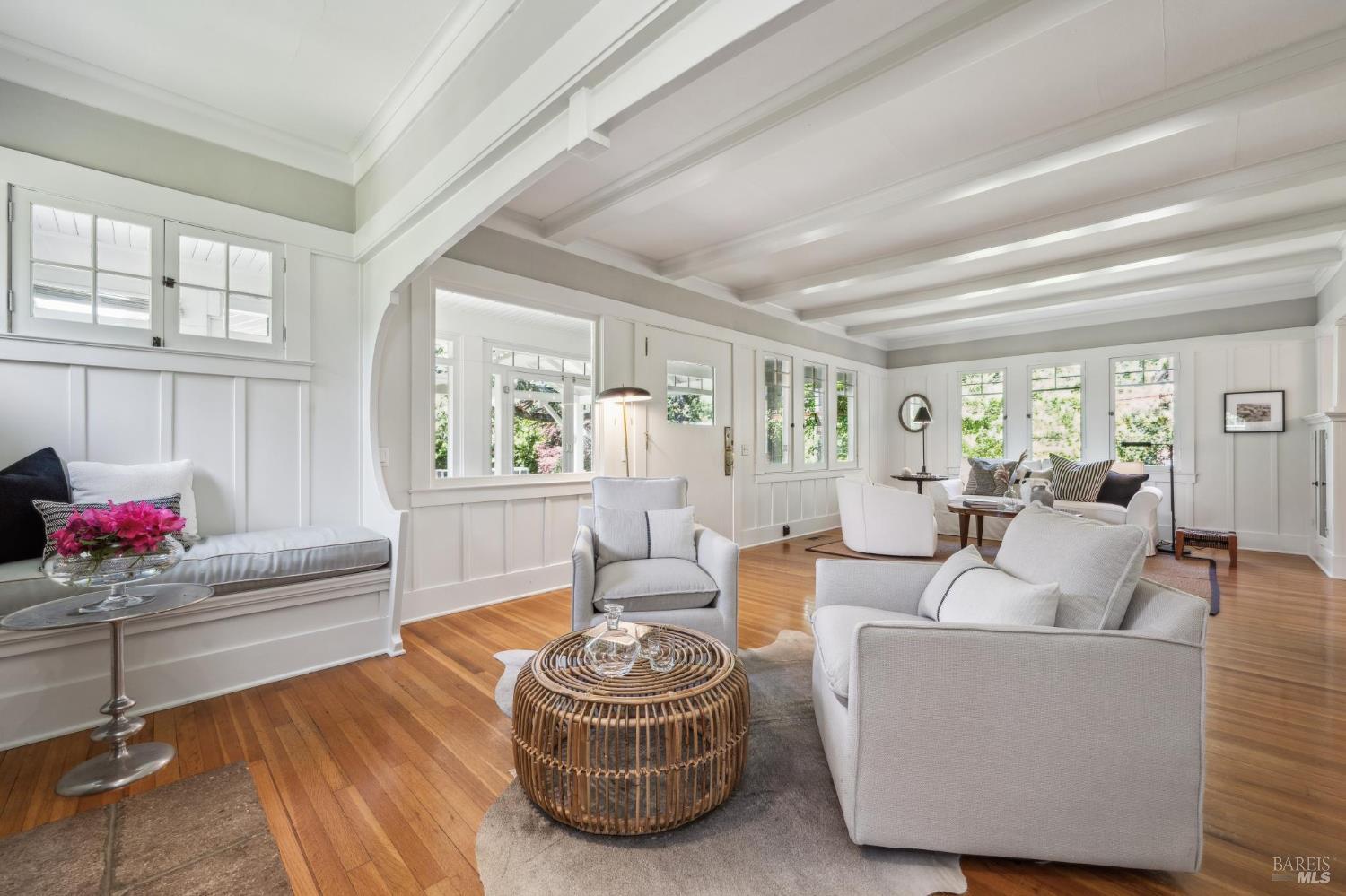 880 W Agua Caliente Rd