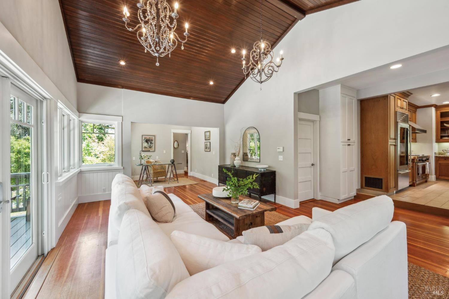 880 W Agua Caliente Rd