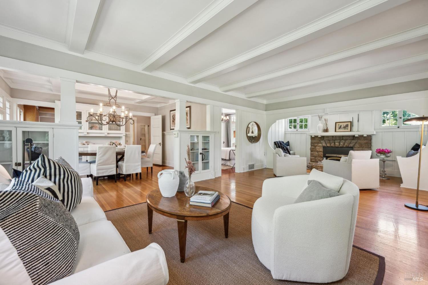 880 W Agua Caliente Rd