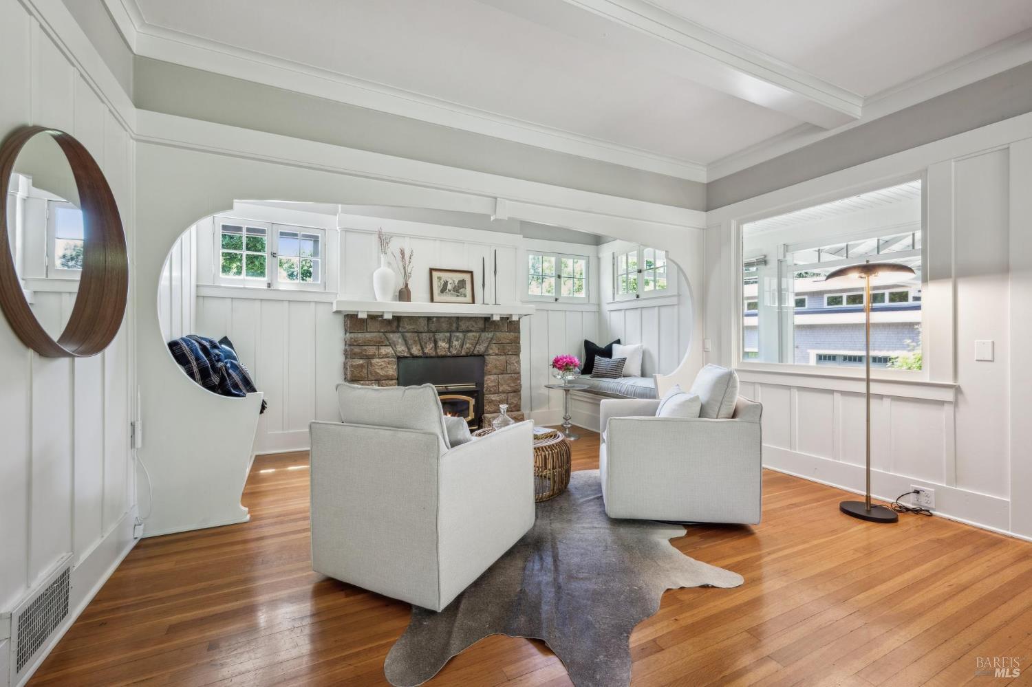 880 W Agua Caliente Rd