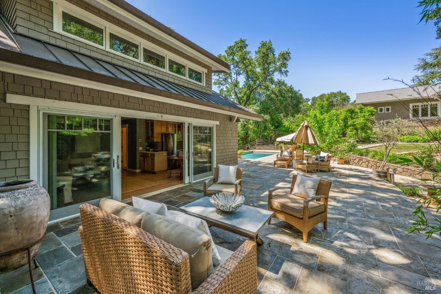 880 W Agua Caliente Rd