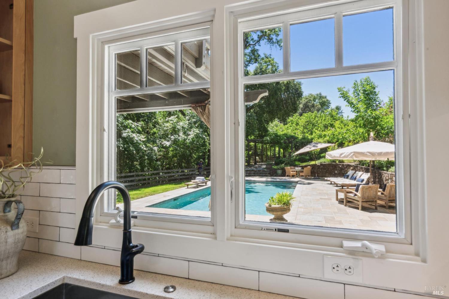 880 W Agua Caliente Rd