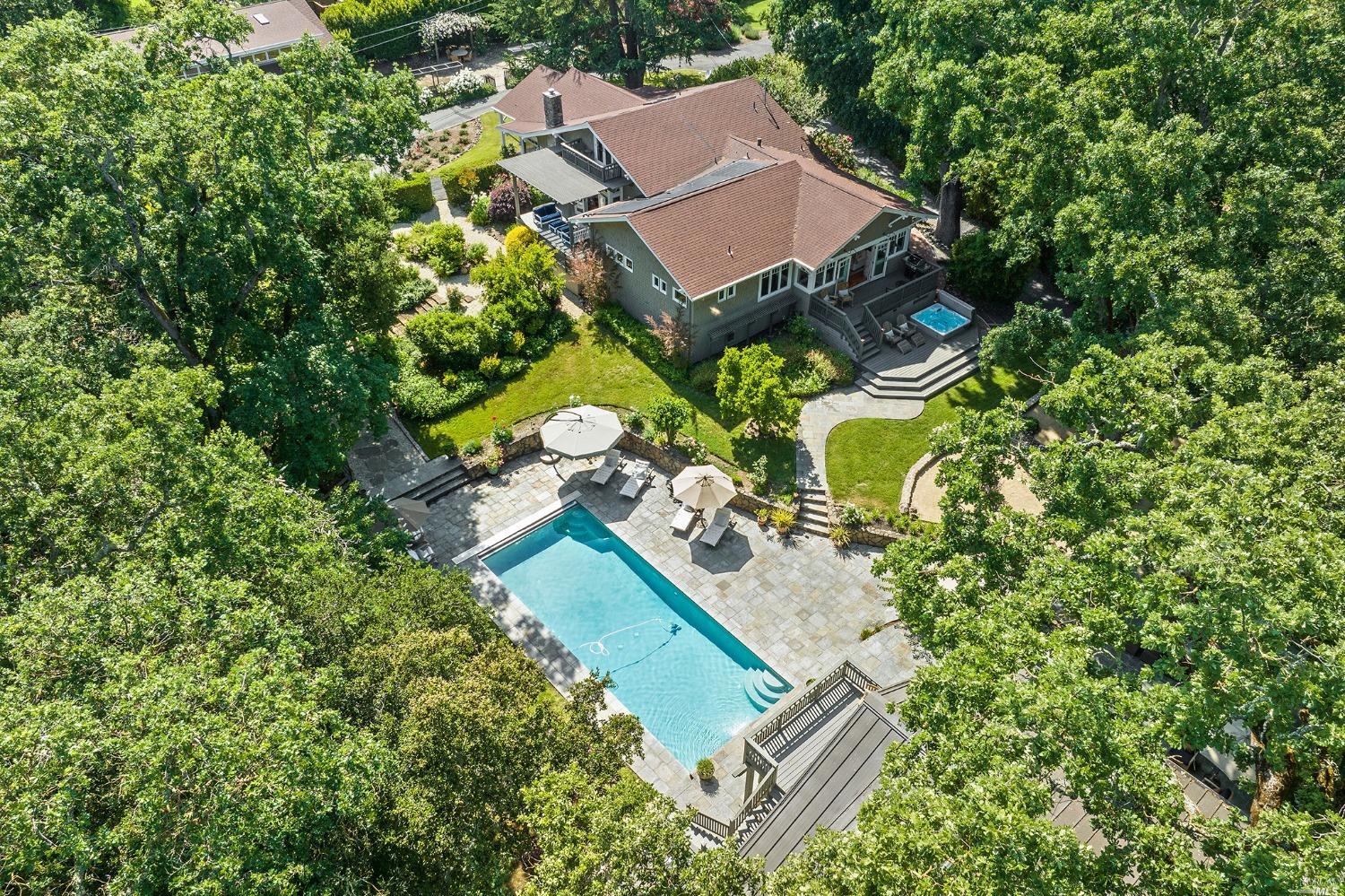 880 W Agua Caliente Rd