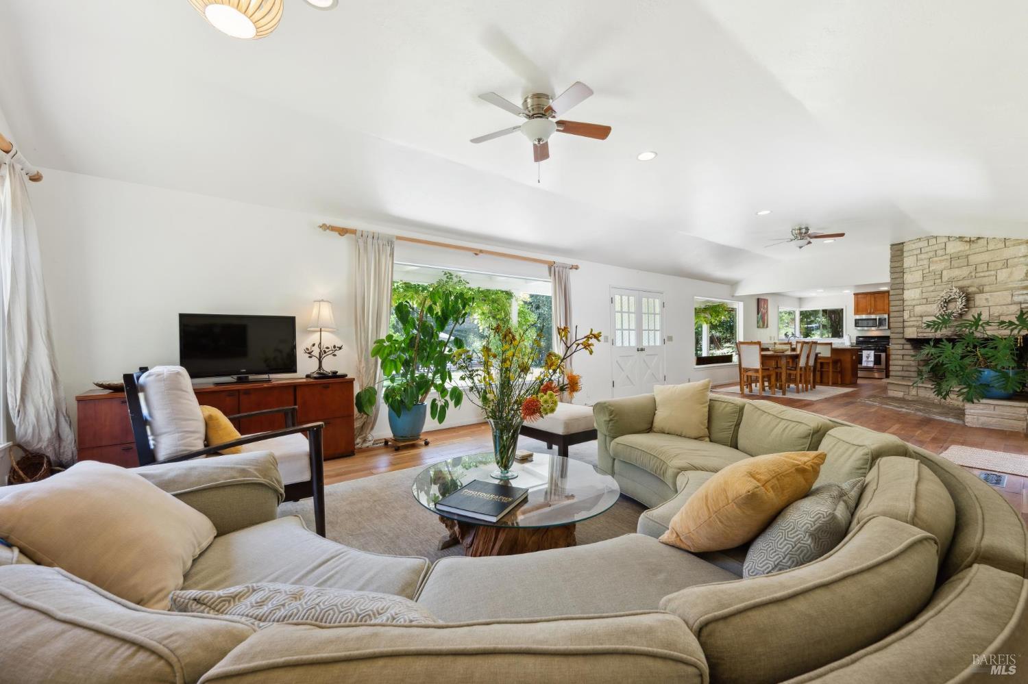 4100 Petrified Forest Rd