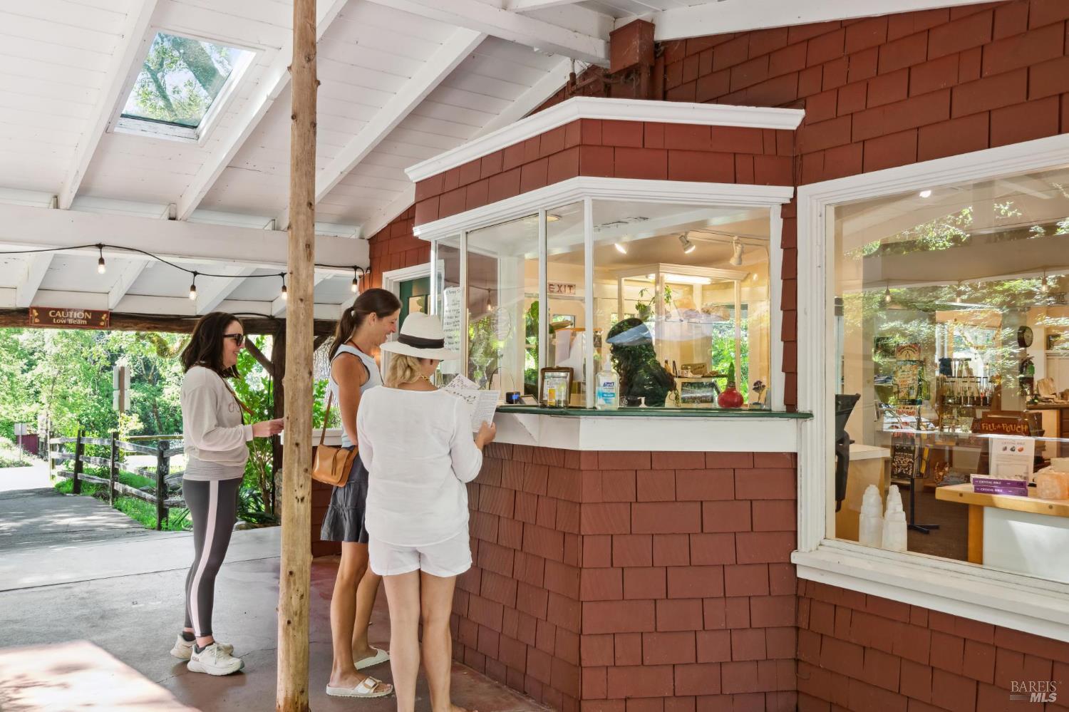 4100 Petrified Forest Rd