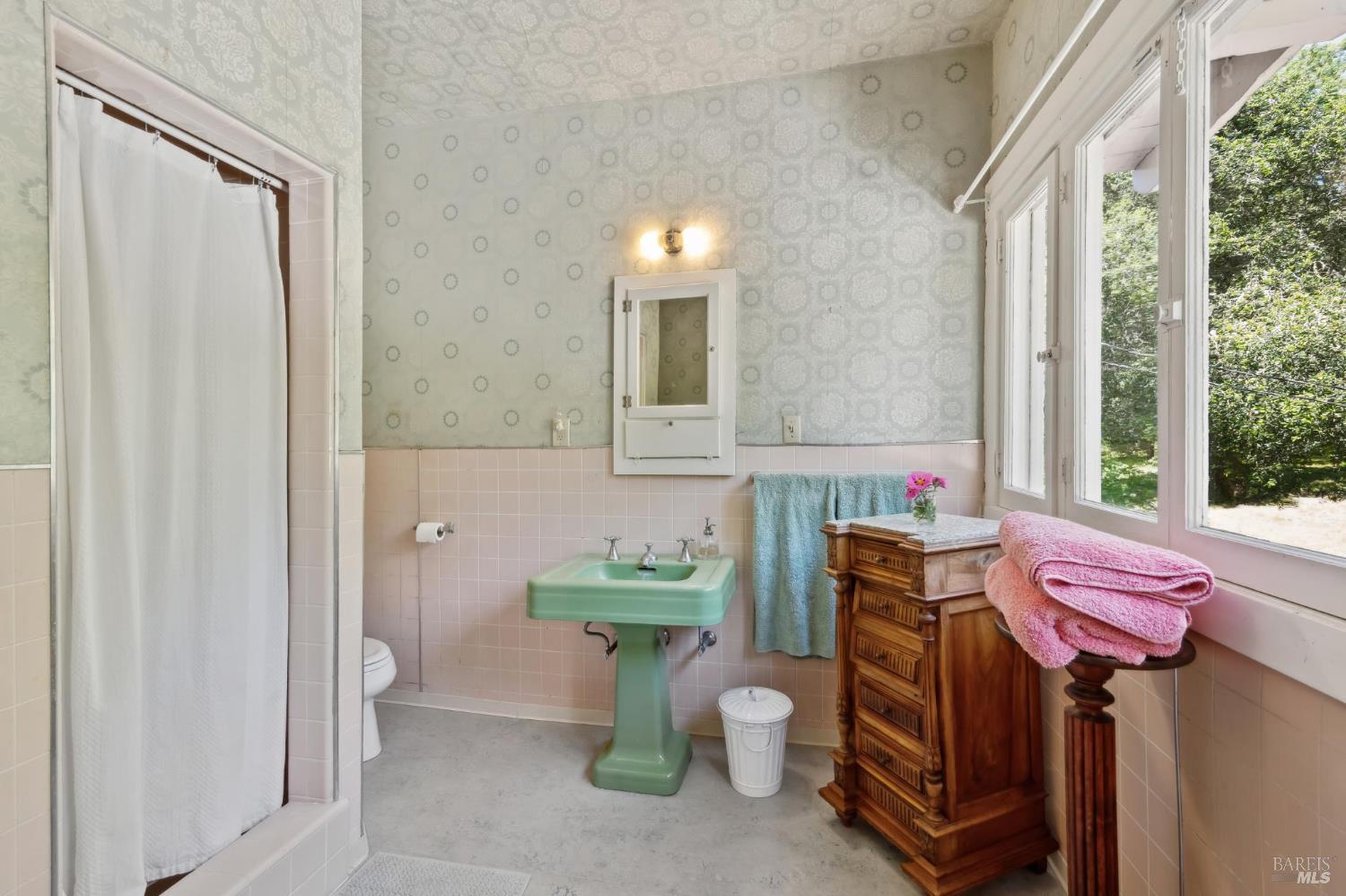 4100 Petrified Forest Rd