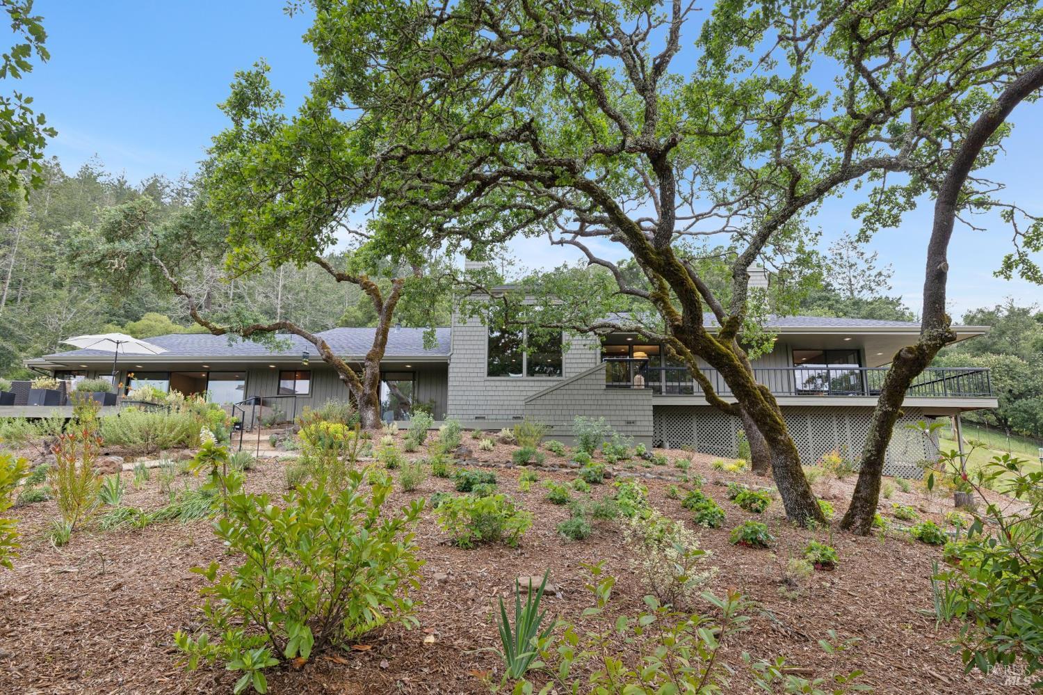 401 Oak Brook Place