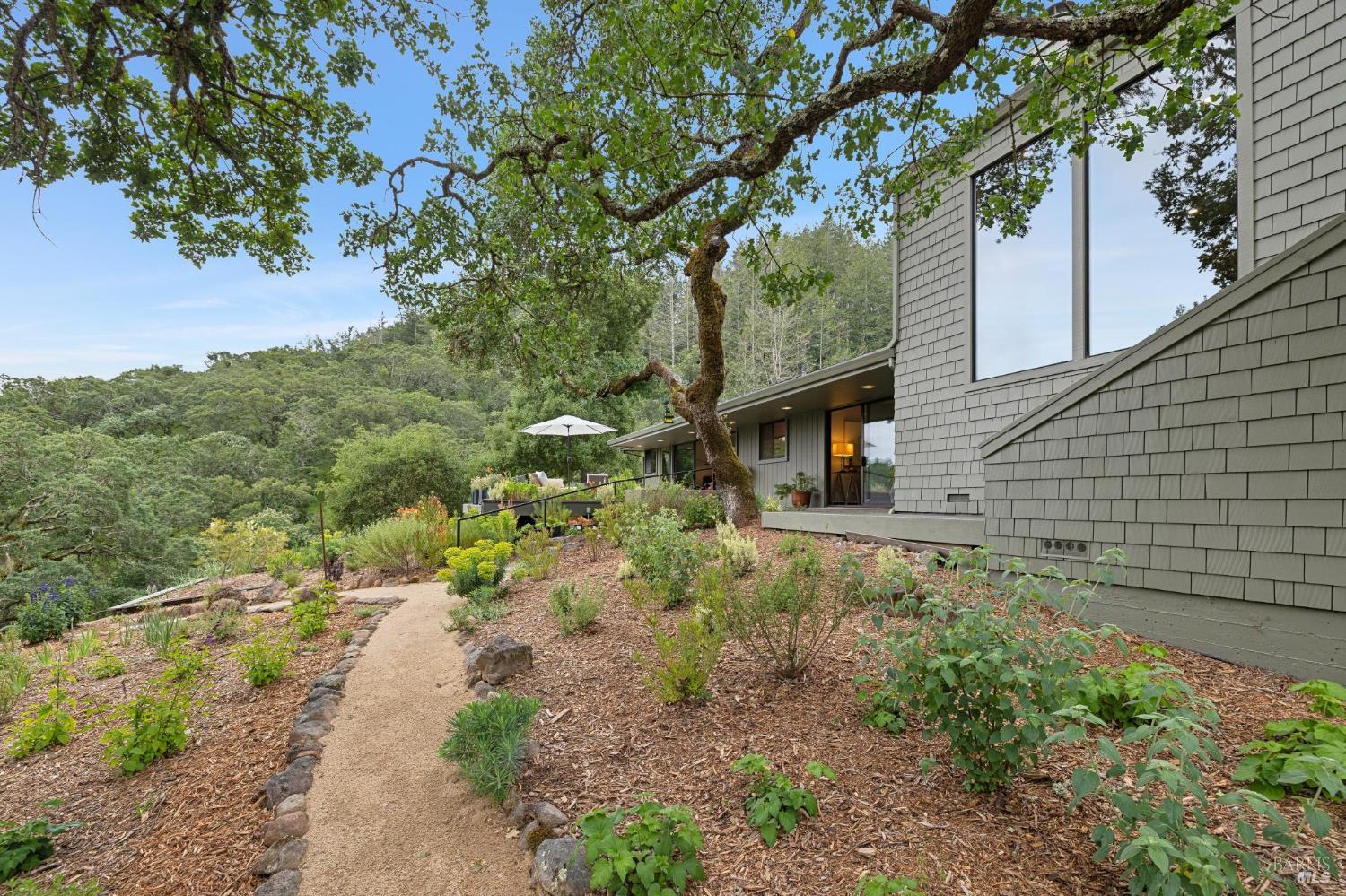 401 Oak Brook Place
