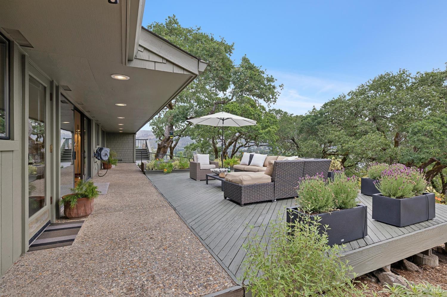 401 Oak Brook Place