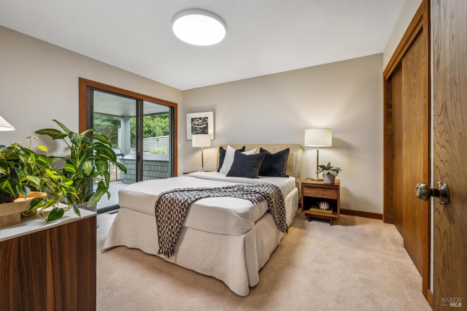 401 Oak Brook Place