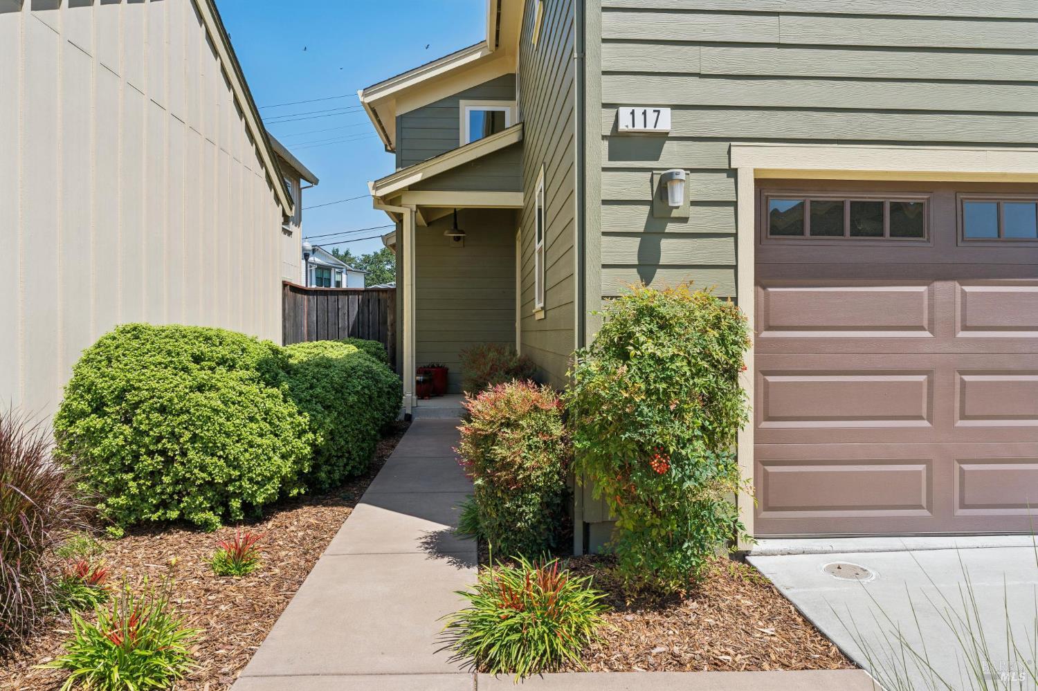 117 Grayson Way
