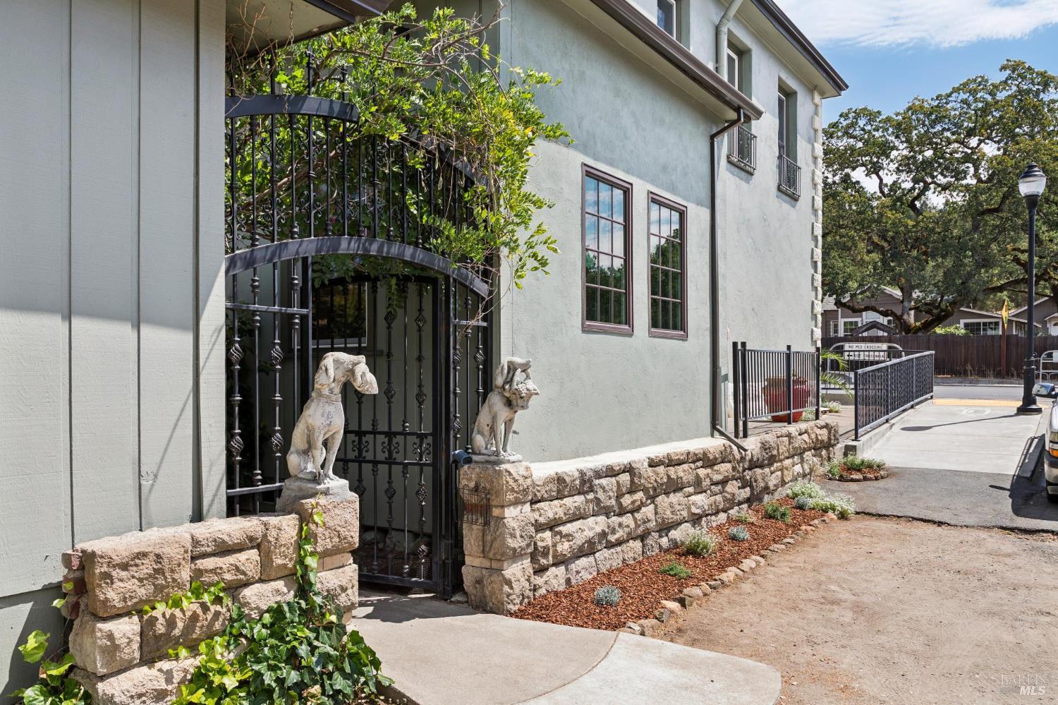 17090 Sonoma Highway