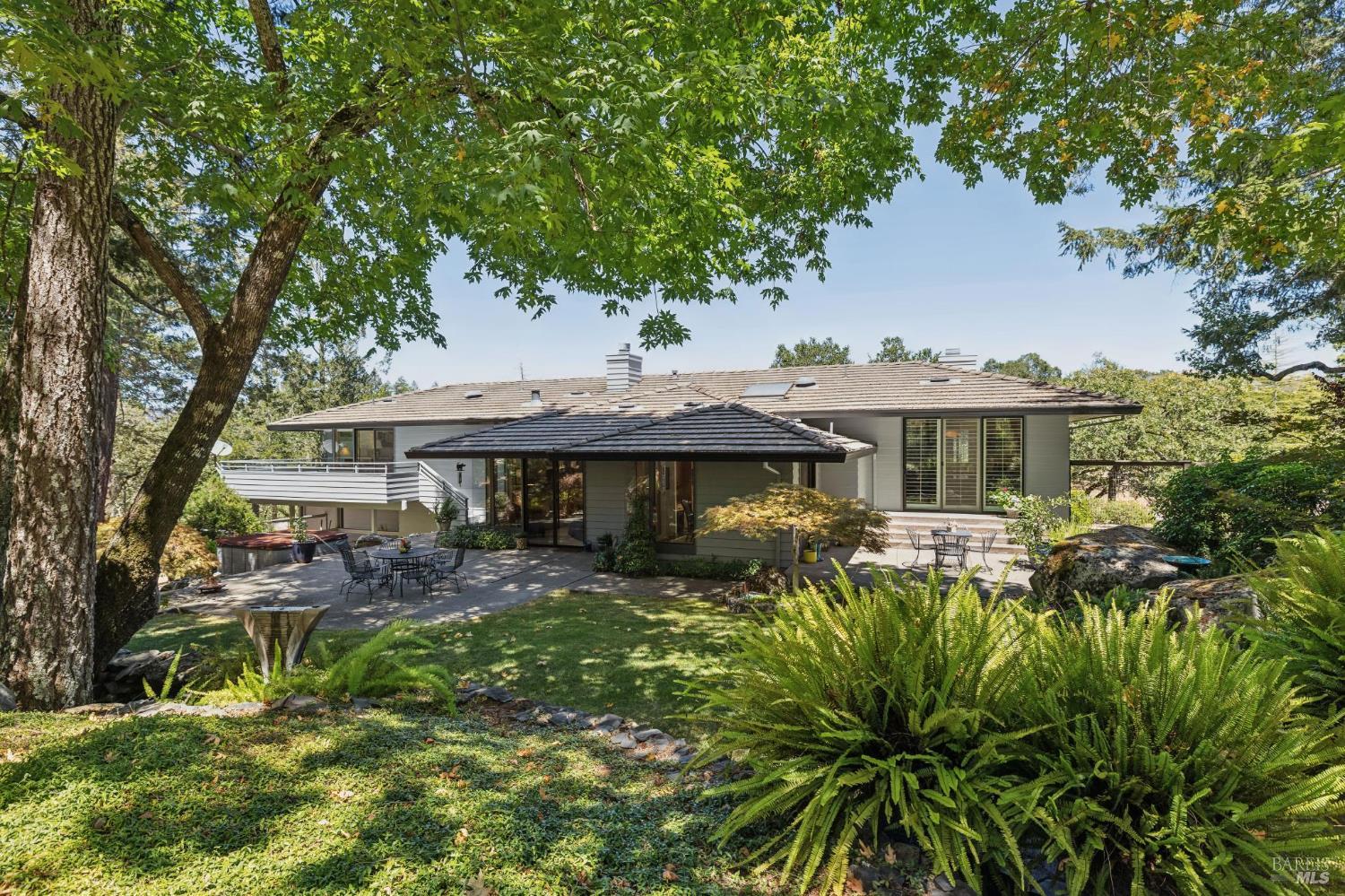 1235 White Oak Drive