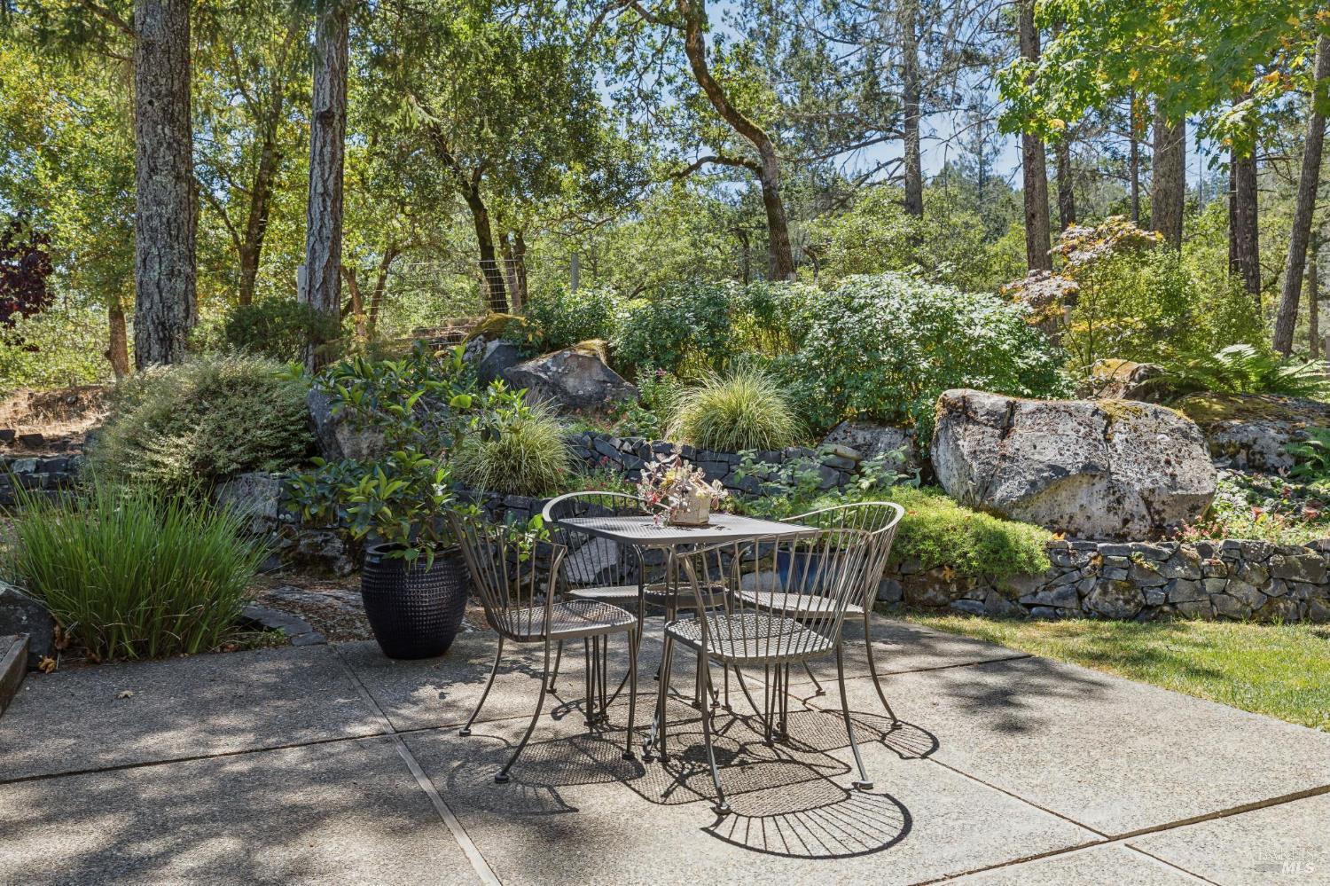 1235 White Oak Drive