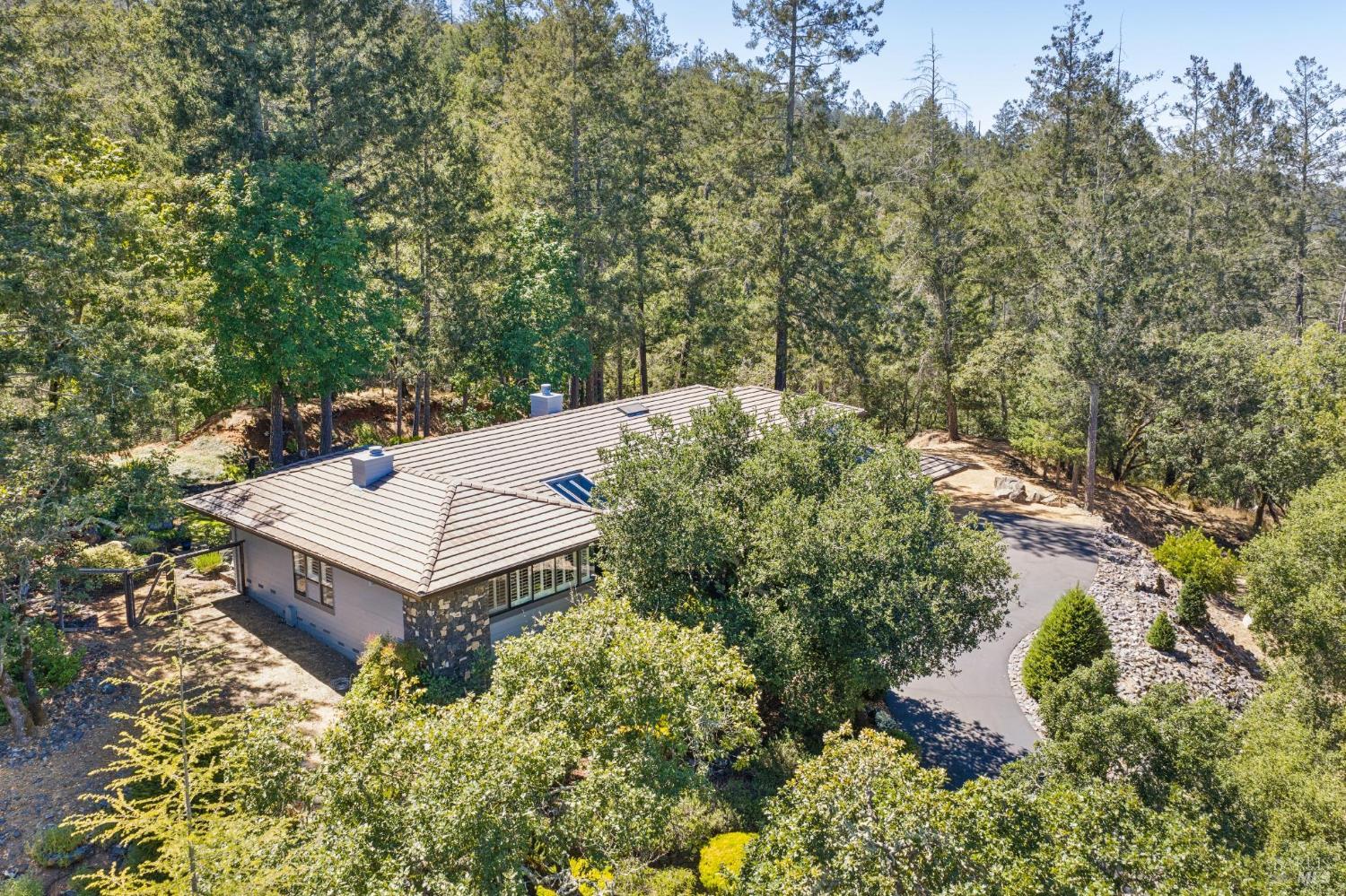 1235 White Oak Drive