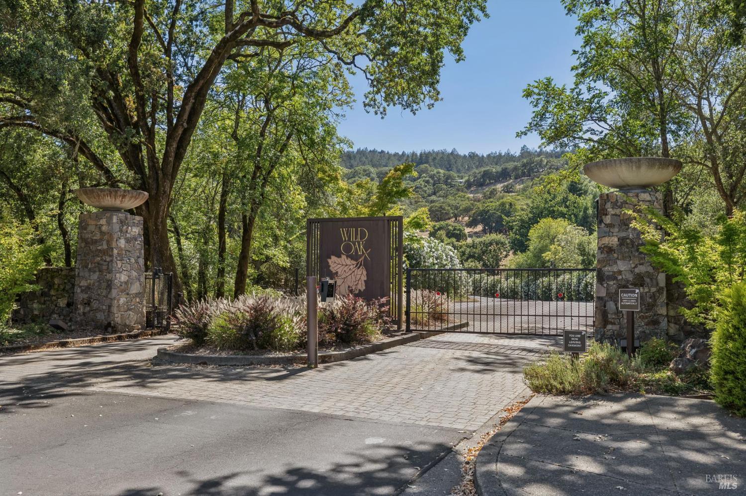 1235 White Oak Drive