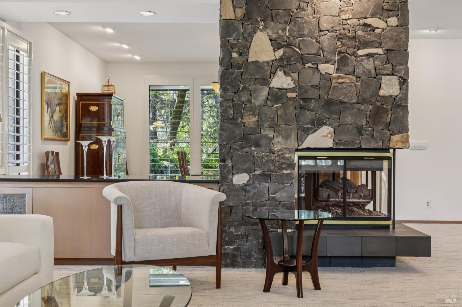 1235 White Oak Drive
