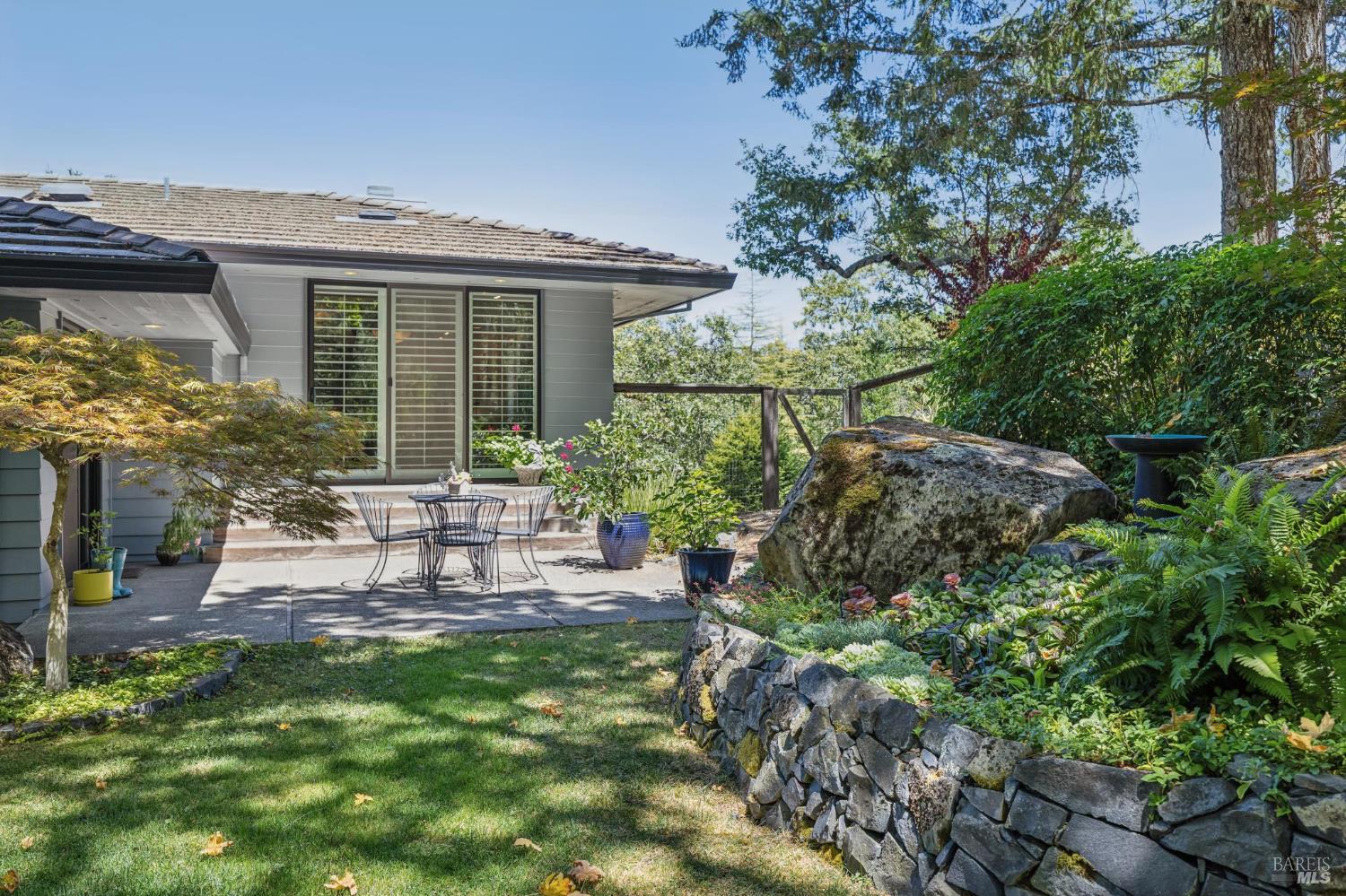 1235 White Oak Drive