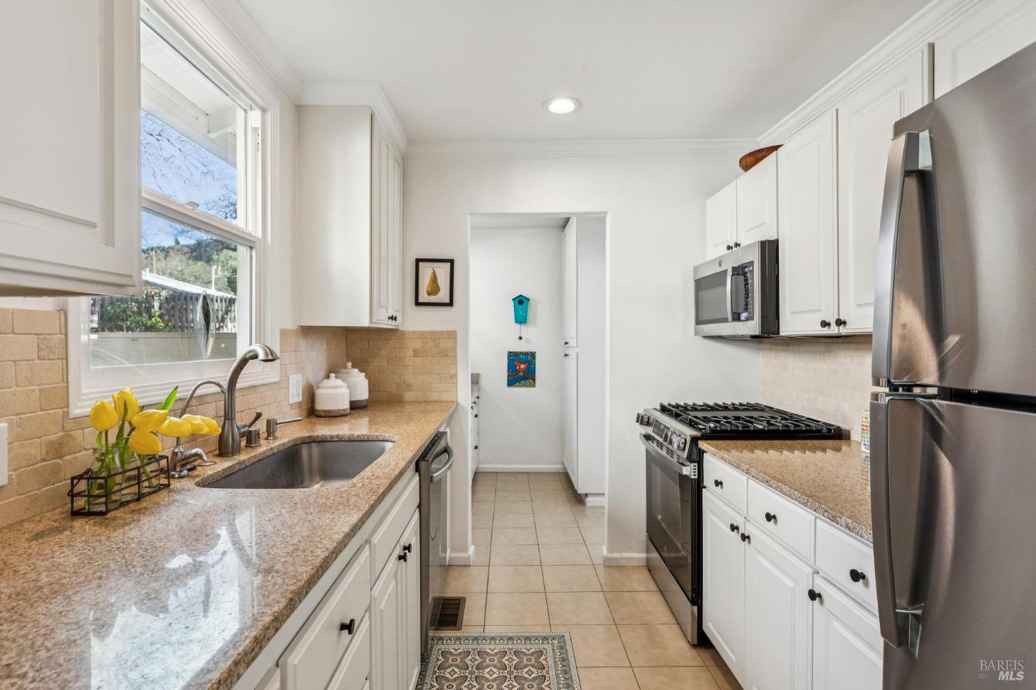 605 Calle Del Monte