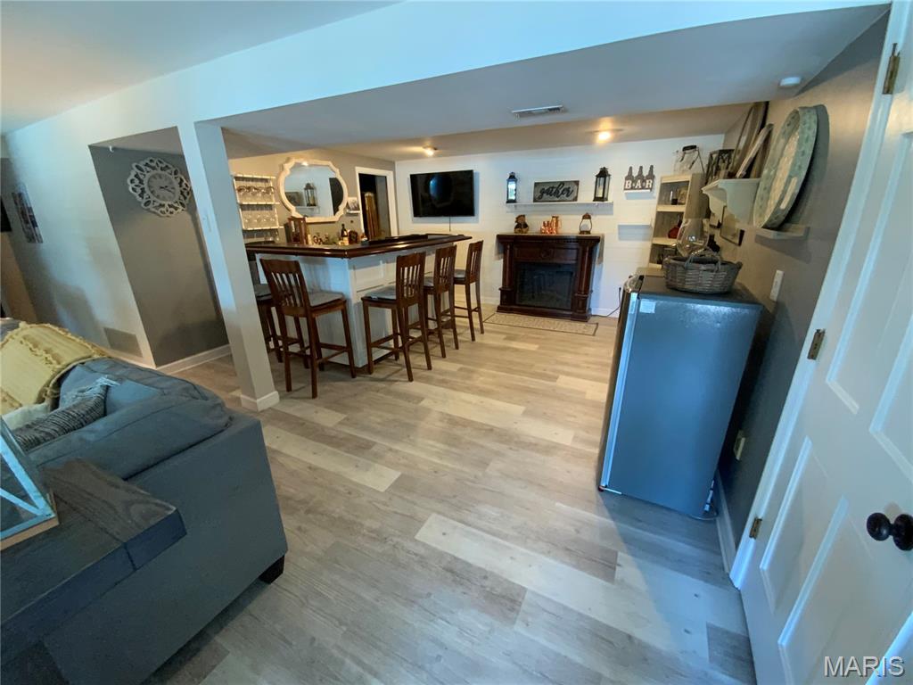 2048 Willow Trail