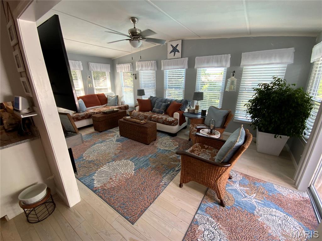 2048 Willow Trail