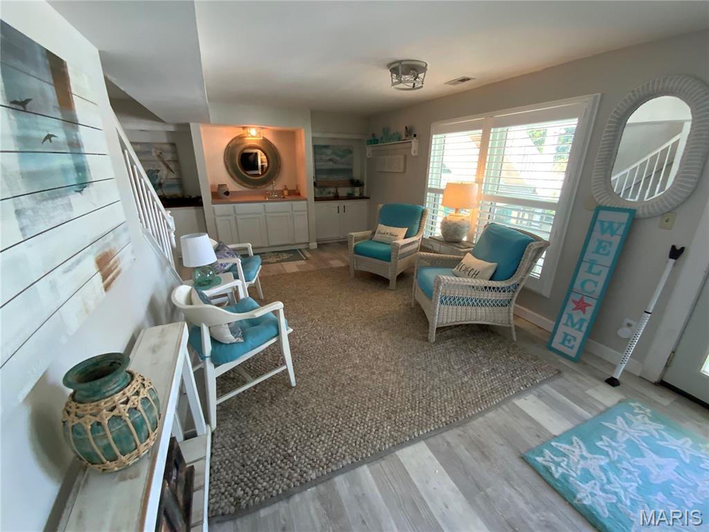 2048 Willow Trail