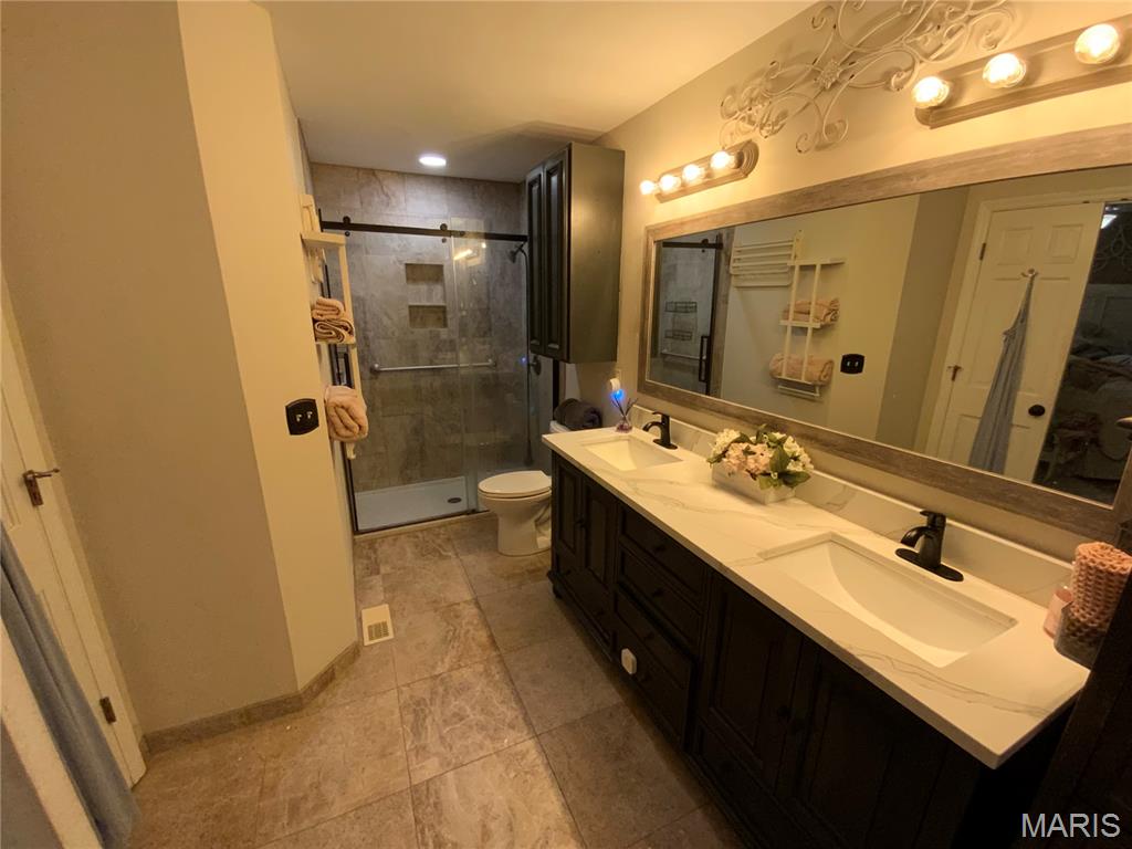 2048 Willow Trail