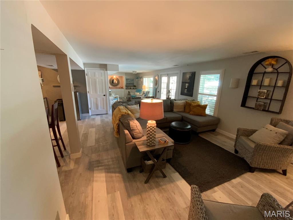 2048 Willow Trail