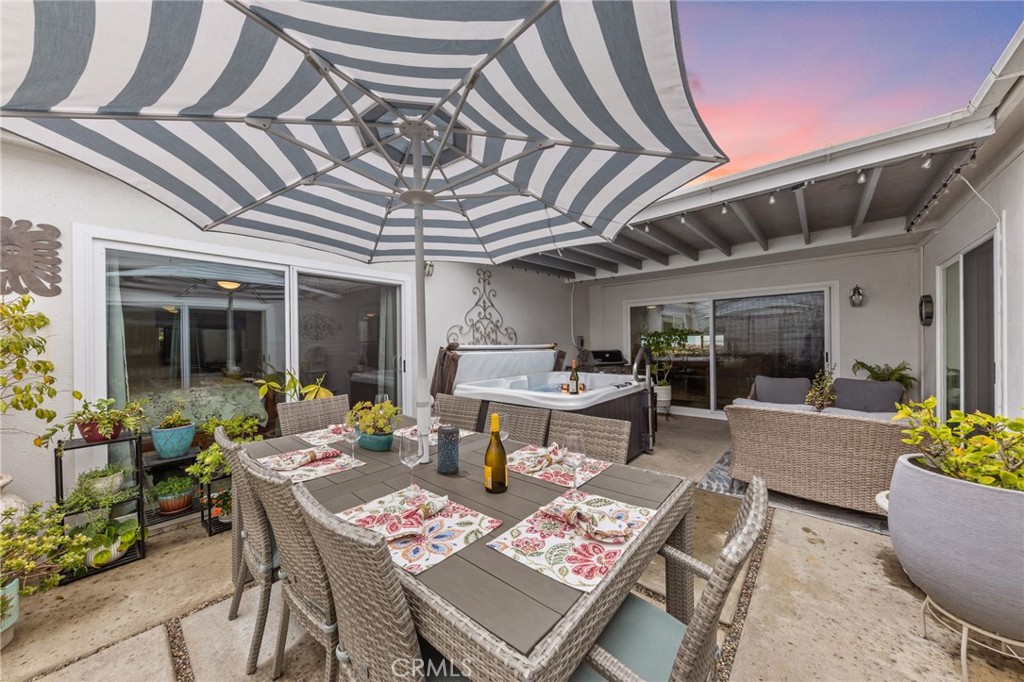 3747 Vista Campana S 80