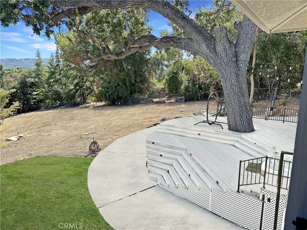 1225 Templeton Hills Road