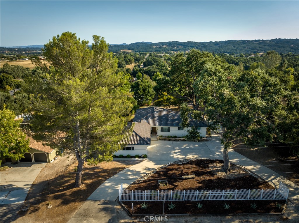 1225 Templeton Hills Road