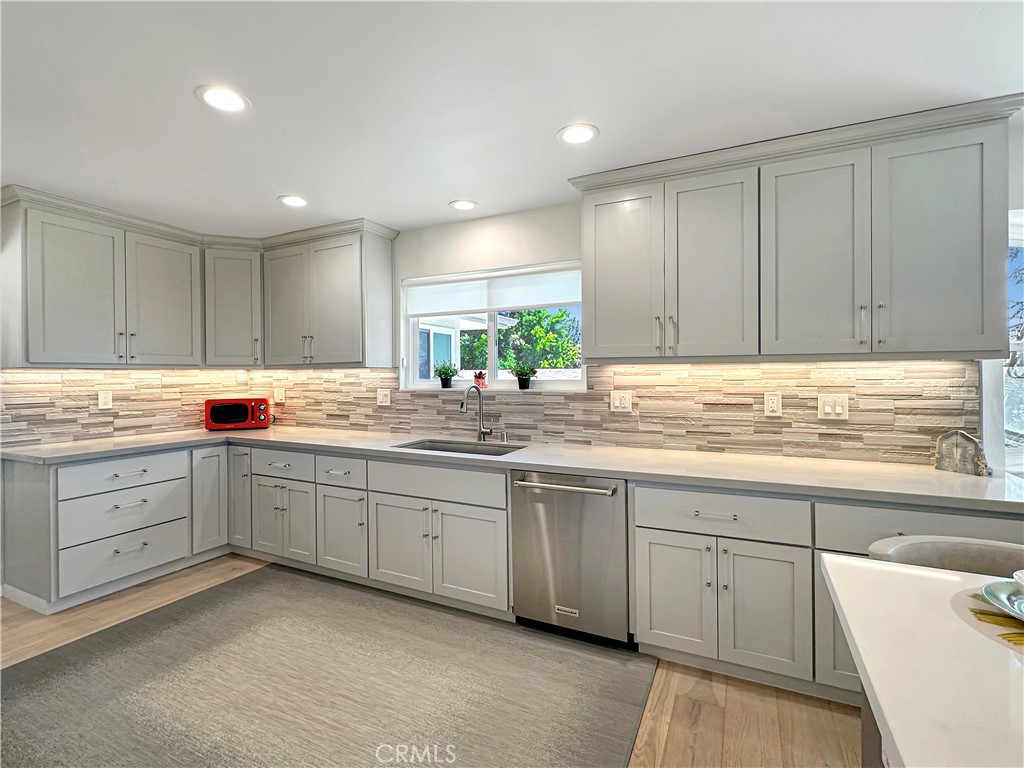 1225 Templeton Hills Road
