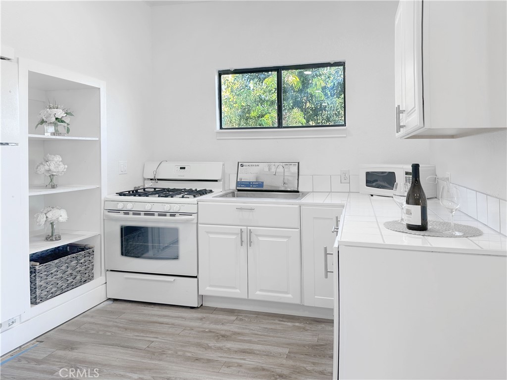 1225 Templeton Hills Road