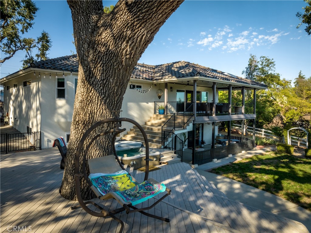 1225 Templeton Hills Road