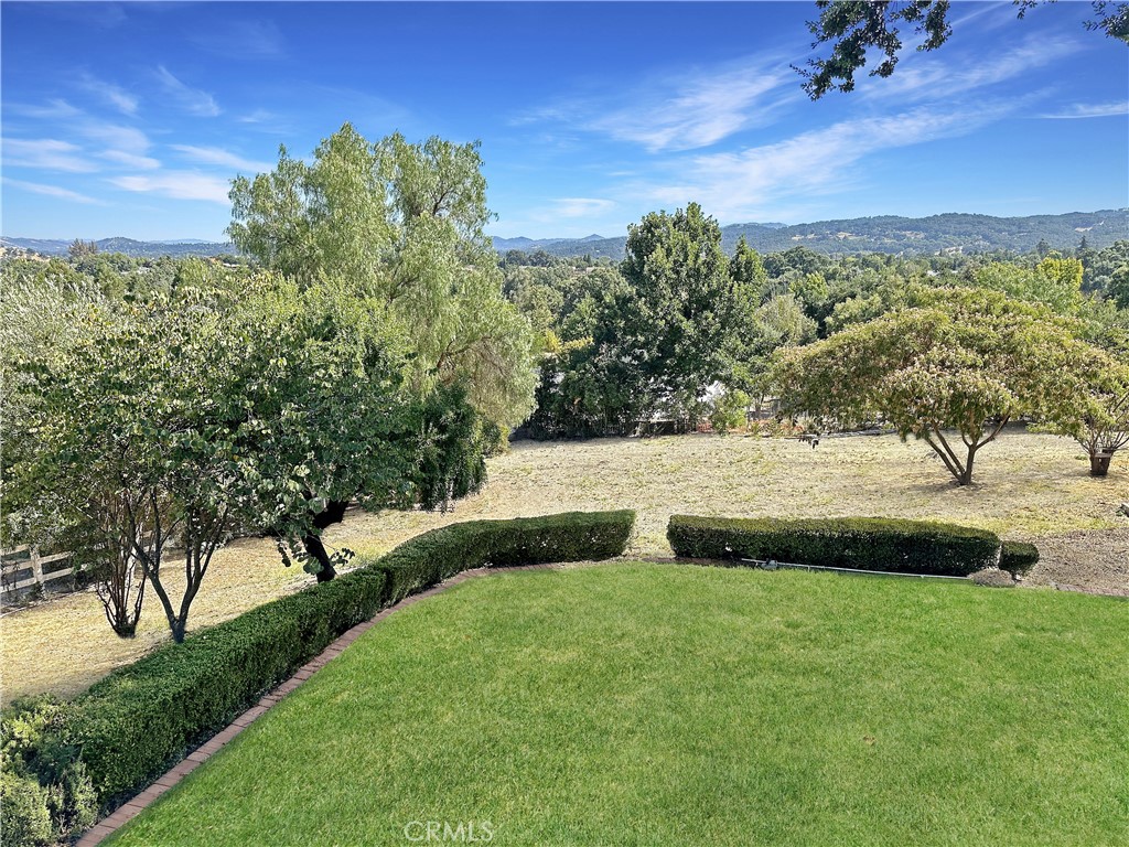 1225 Templeton Hills Road