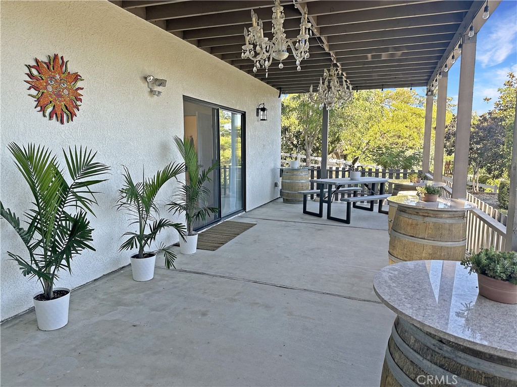 1225 Templeton Hills Road