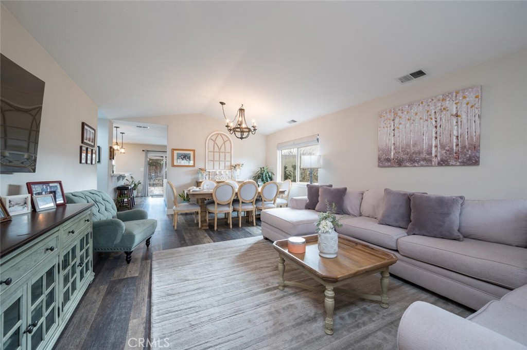 2006 Stella Court