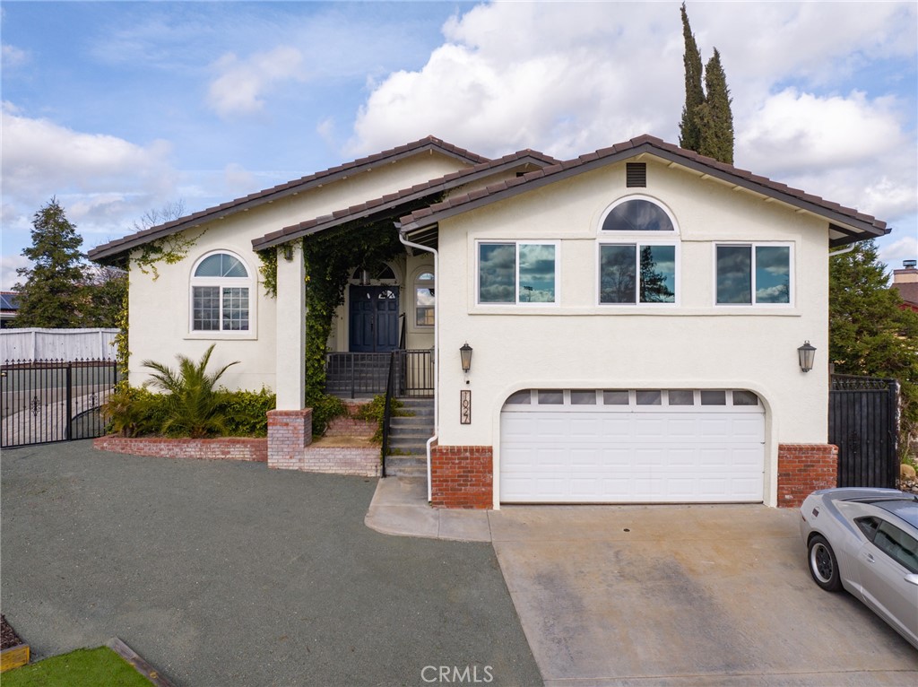 1027 Pamela Court