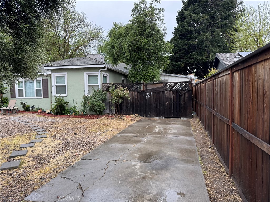 205 Oak Street
