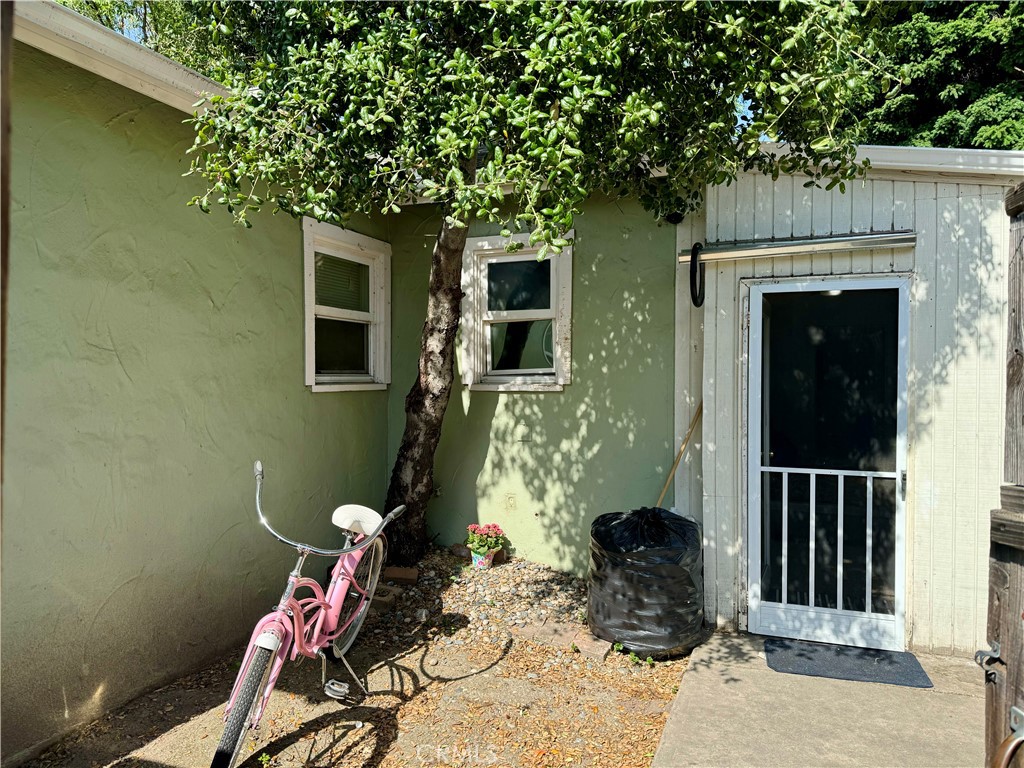 205 Oak Street