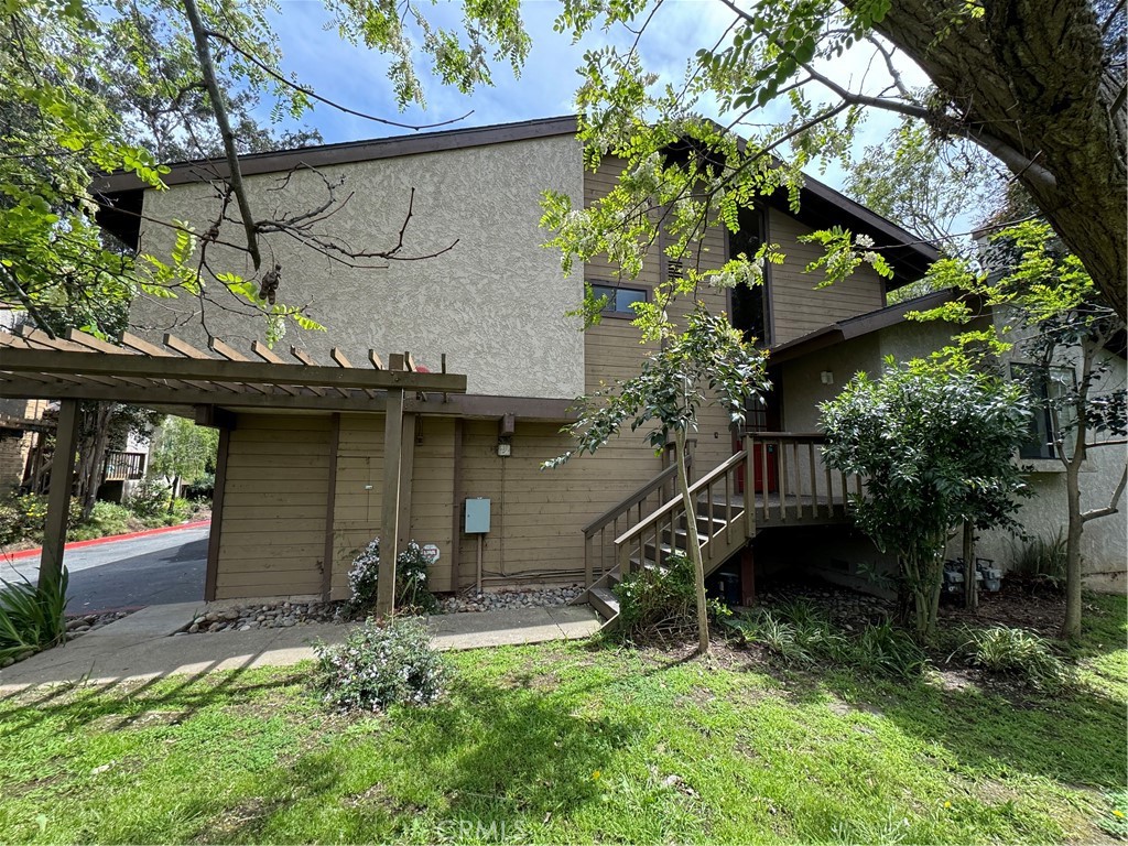 415 Dana Street 1