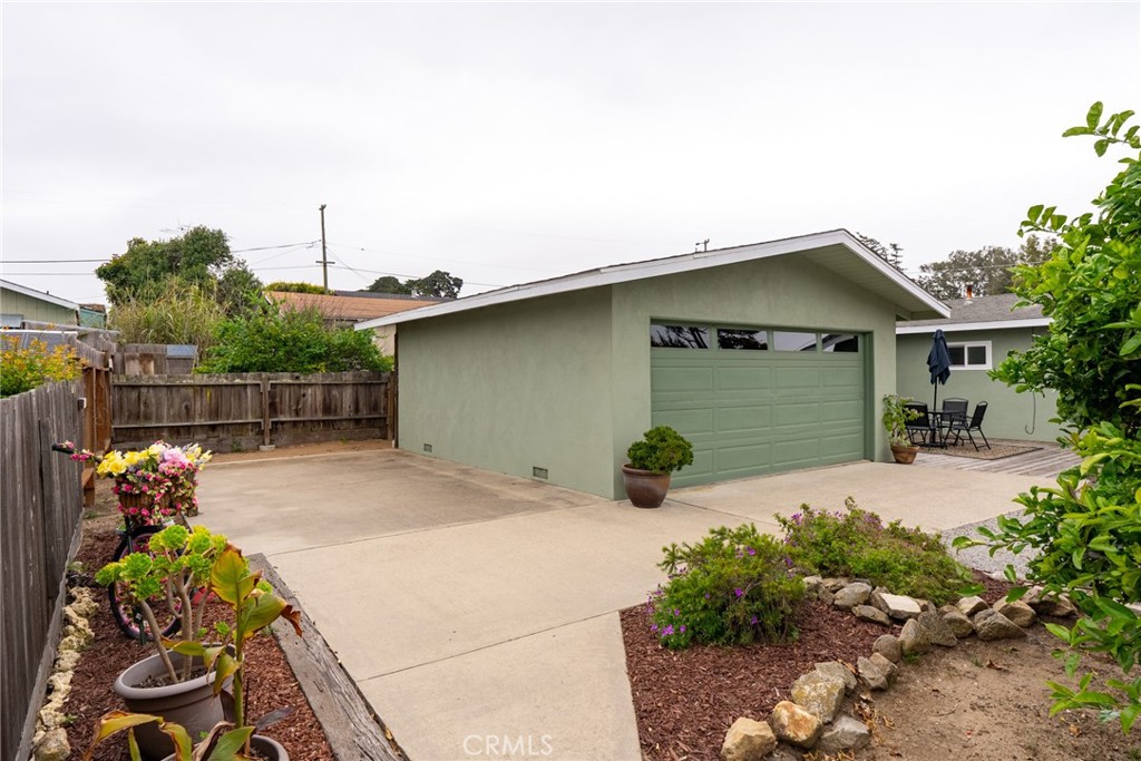 2072 Bush Drive