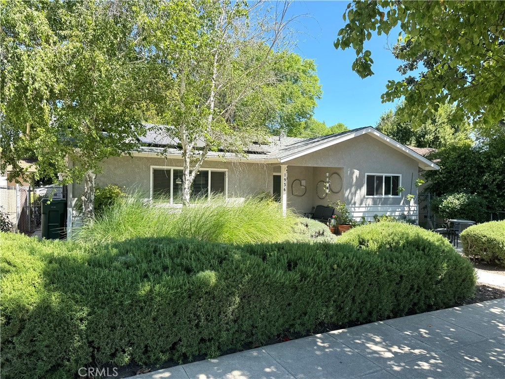 1936 Oak Street
