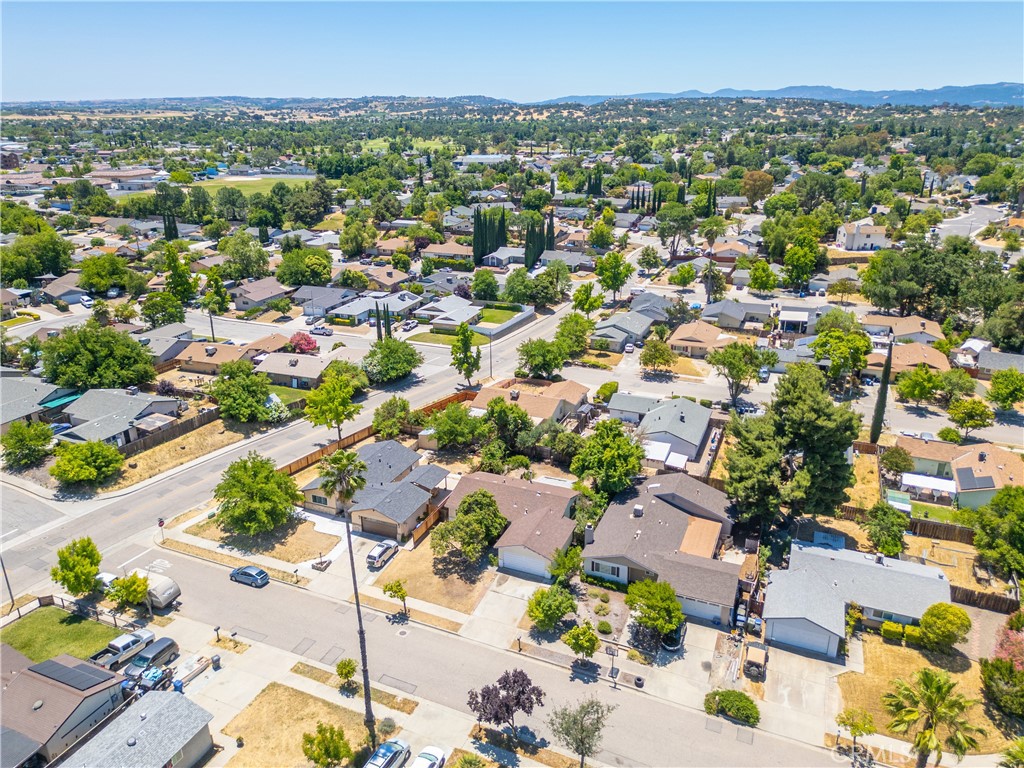 1084 Sylvia Circle