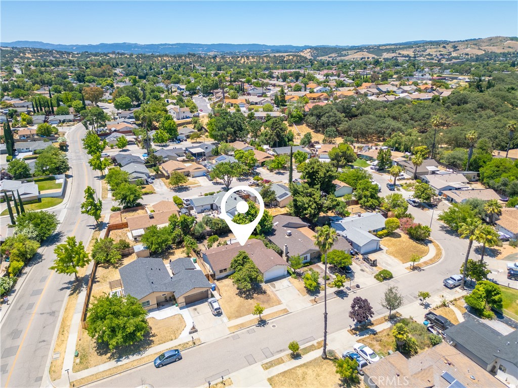 1084 Sylvia Circle