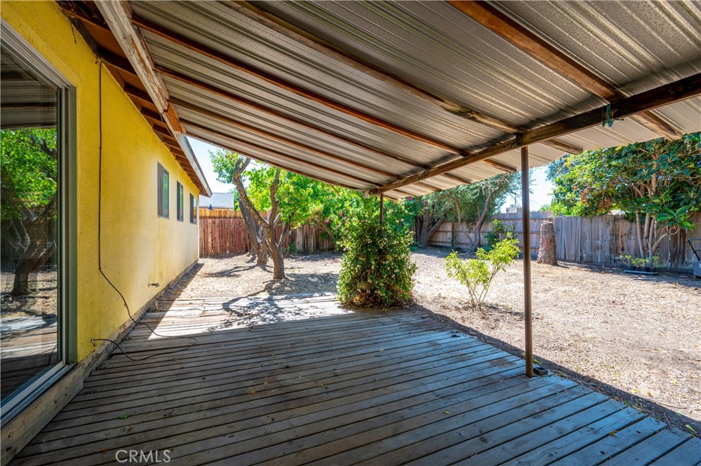 1084 Sylvia Circle