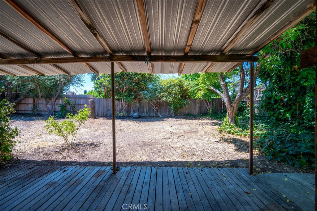1084 Sylvia Circle