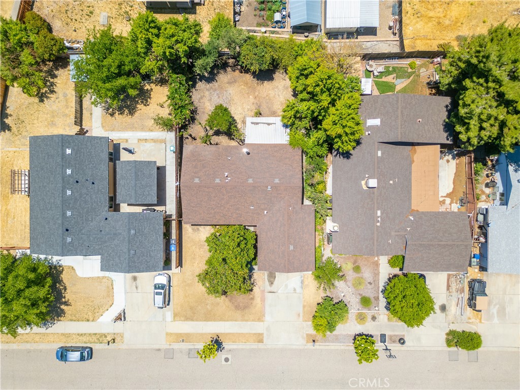 1084 Sylvia Circle
