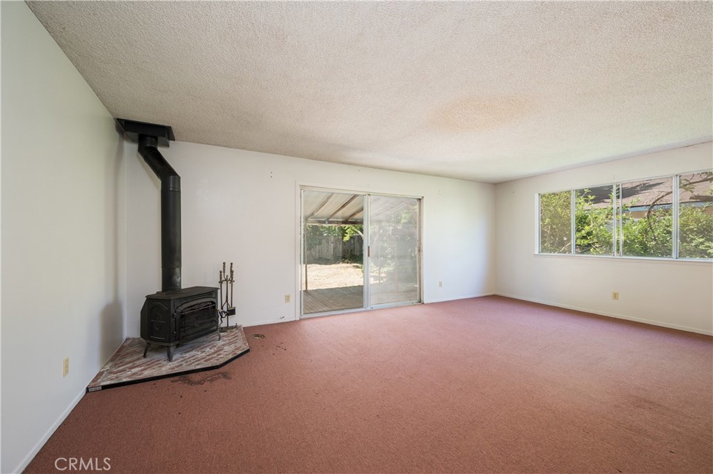1084 Sylvia Circle
